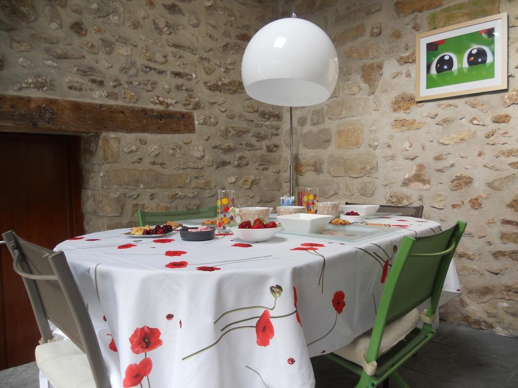 Le Nid D'Hirondelles Bed and Breakfast Perthes-en-Gatinais Eksteriør billede