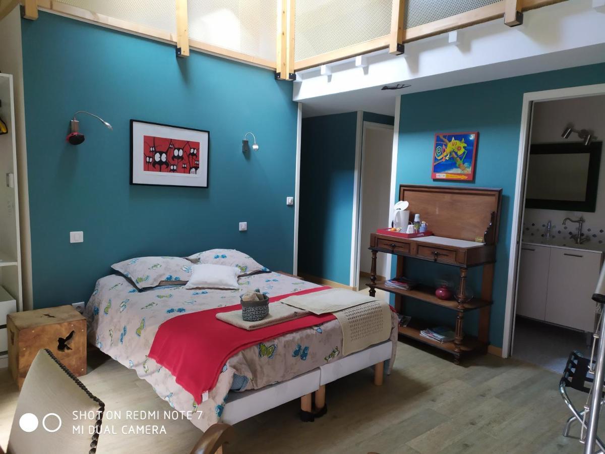 Le Nid D'Hirondelles Bed and Breakfast Perthes-en-Gatinais Eksteriør billede