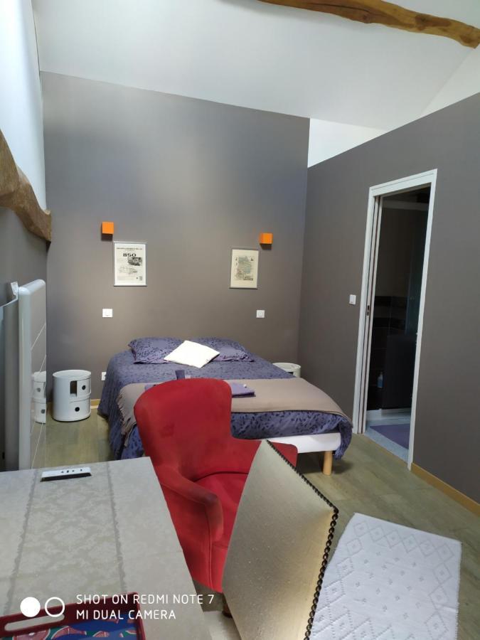 Le Nid D'Hirondelles Bed and Breakfast Perthes-en-Gatinais Eksteriør billede